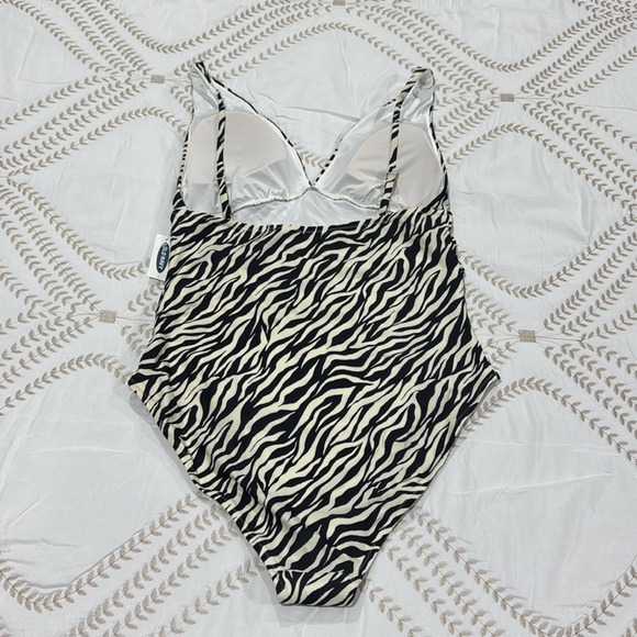 Old Navy One Piece Swimsuit - Picture 5 of 11